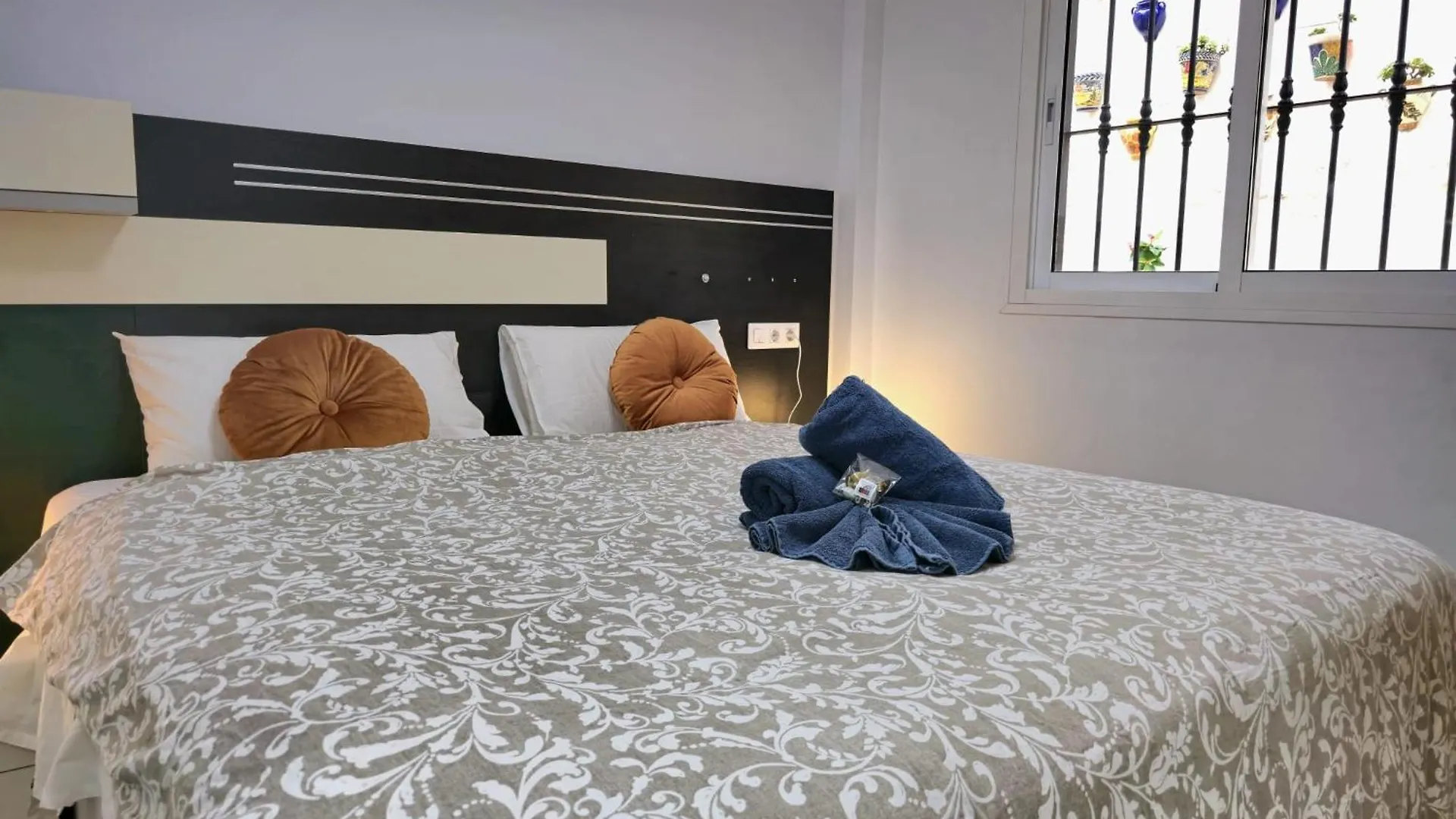 Rincon Del Sol Dorado 2 Bedroom 2 Bathroom Apartment With Private Parking By Namaste Elite Torremolinos