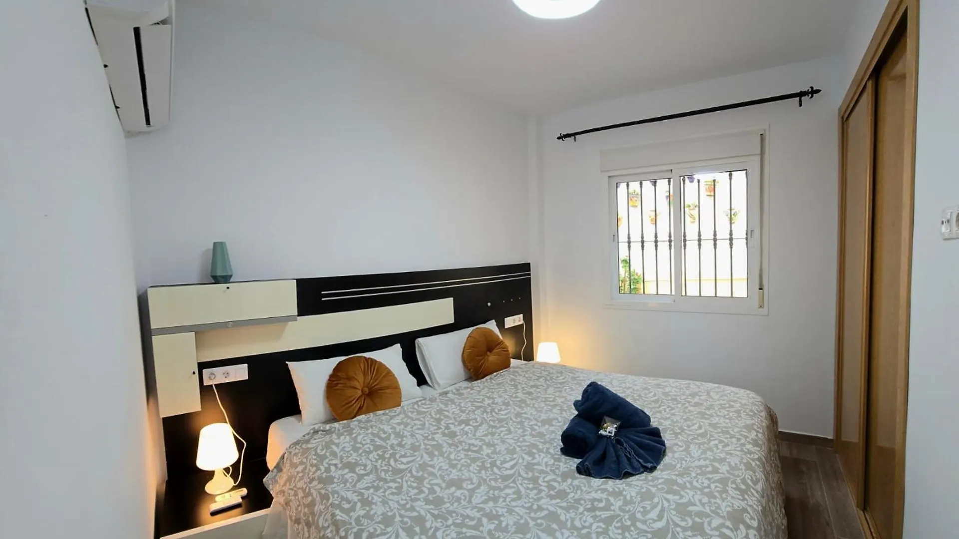 Rincon Del Sol Dorado 2 Bedroom 2 Bathroom Apartment With Private Parking By Namaste Elite Torremolinos