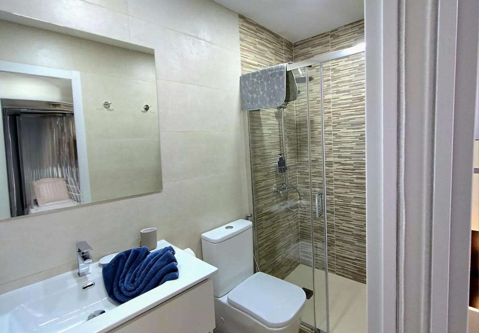 Rincon Del Sol Dorado 2 Bedroom 2 Bathroom Apartment With Private Parking By Namaste Elite Torremolinos
