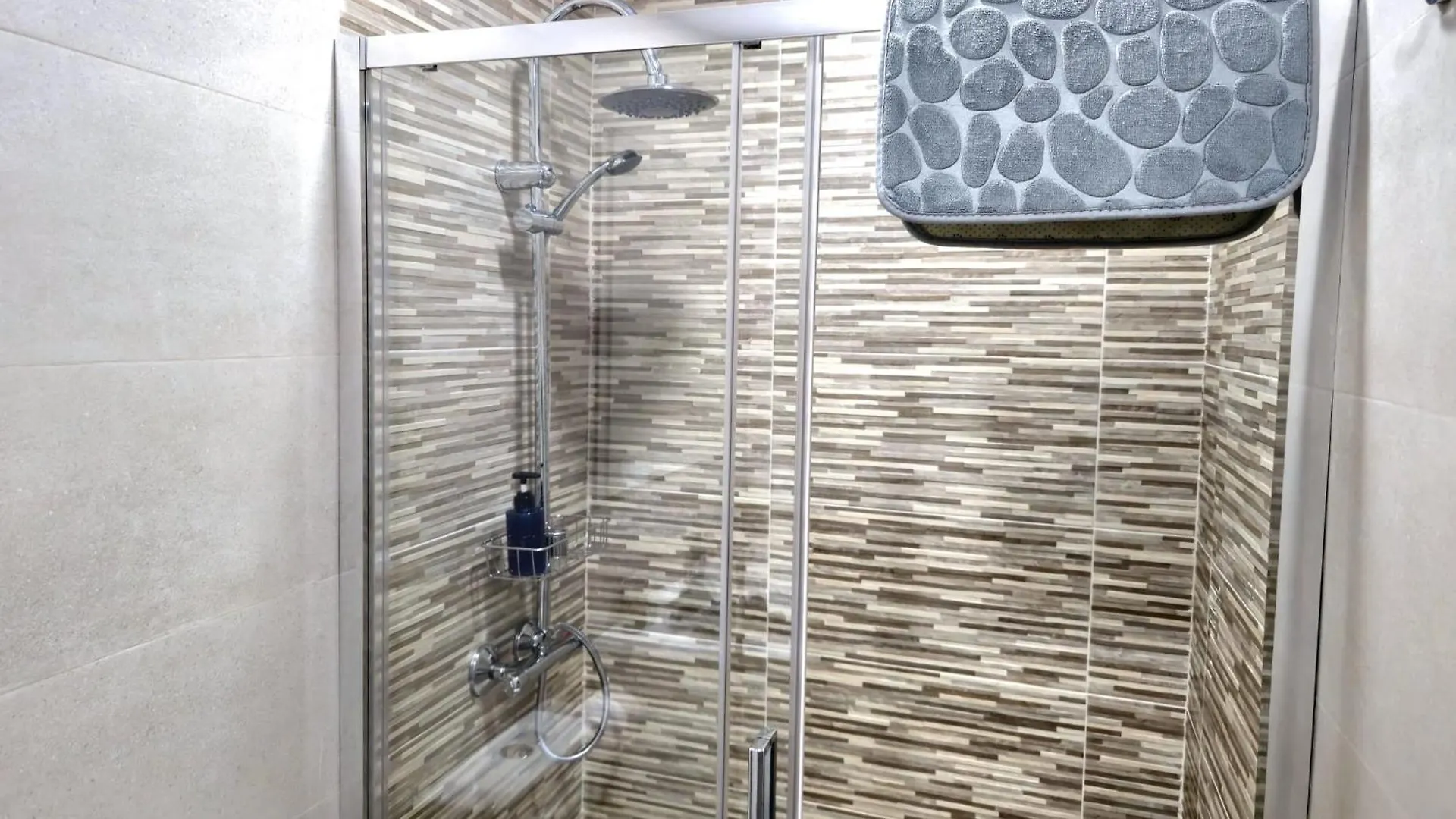 Rincon Del Sol Dorado 2 Bedroom 2 Bathroom Apartment With Private Parking By Namaste Elite Torremolinos Espanha
